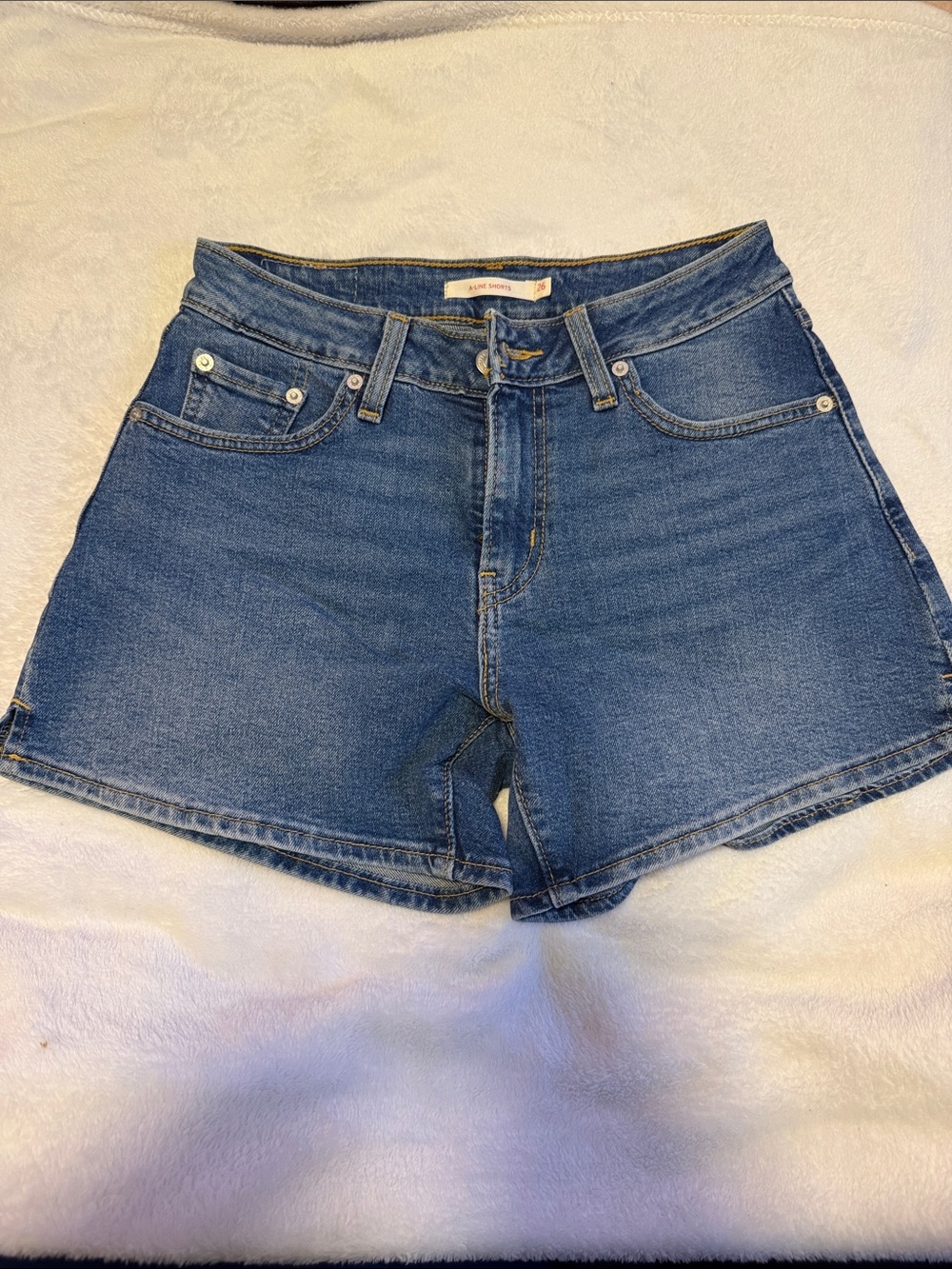 Levi’s shorts